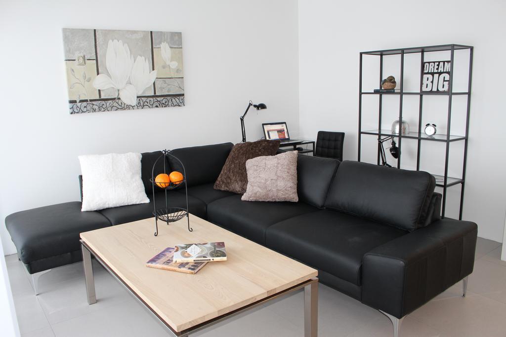 Halllandsnes Apartments Ακουρέιρι Δωμάτιο φωτογραφία